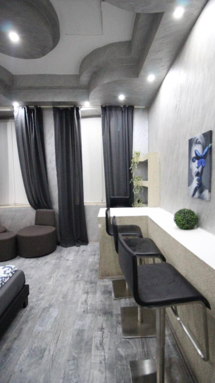 Family In Akh Area Apartament *