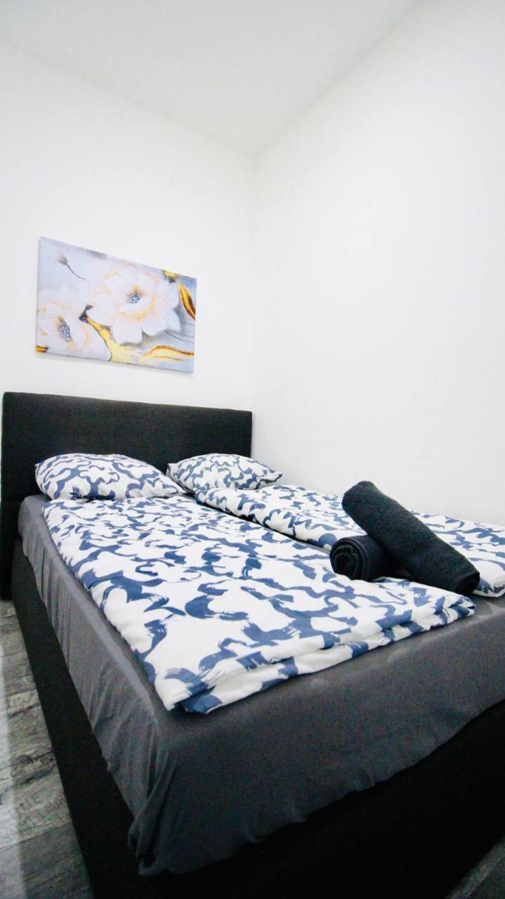 Family In Akh Area Apartament Viena