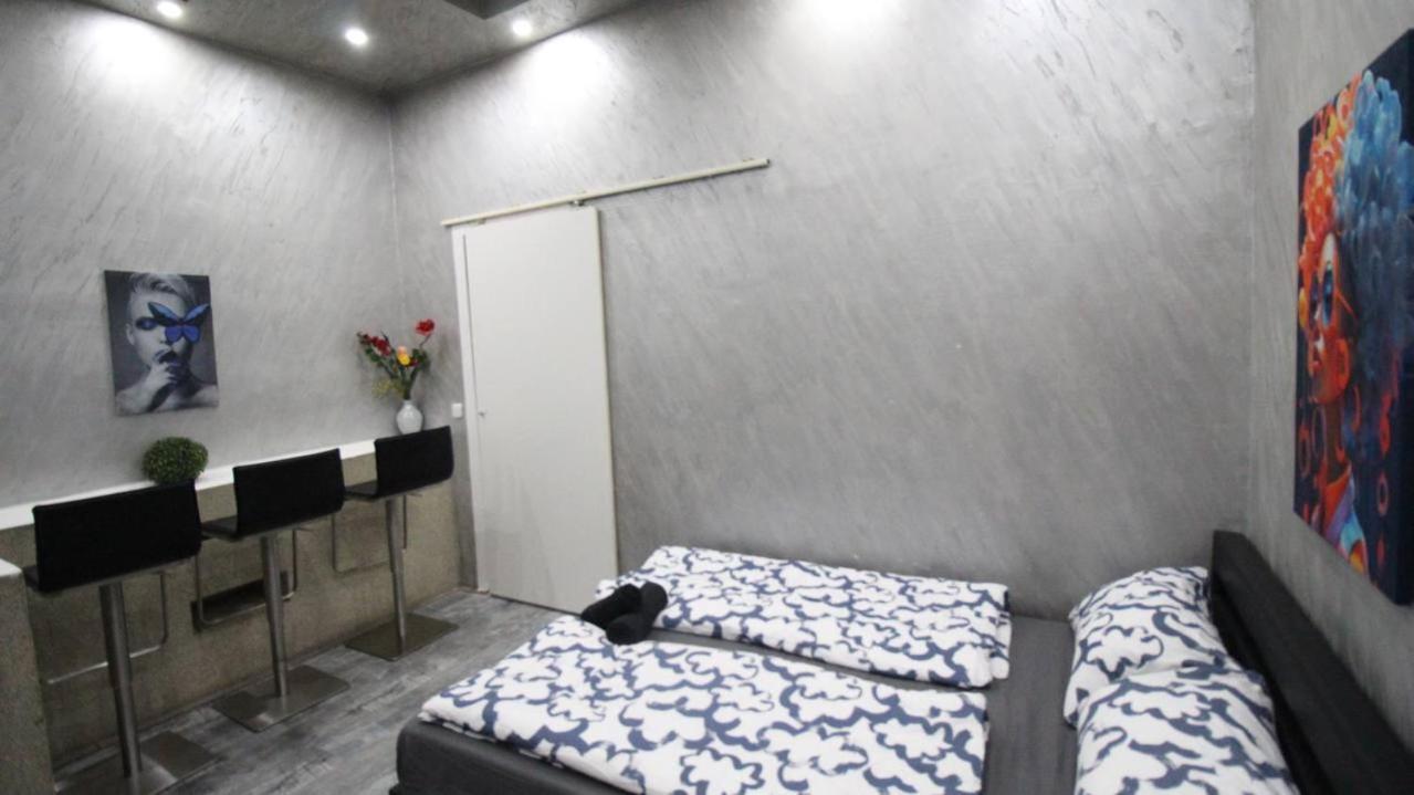 Family In Akh Area Apartament